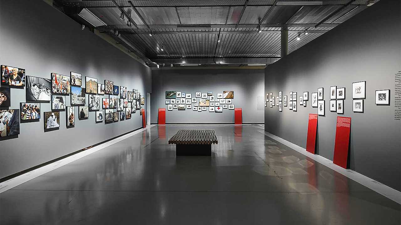 Foto-Ausstellung im Rotkreuz-Museum Genf