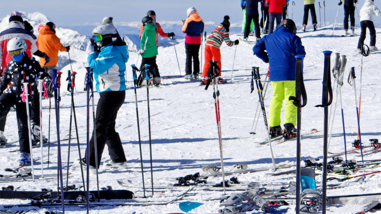 Skifahrer auf Mossettes im Wallis